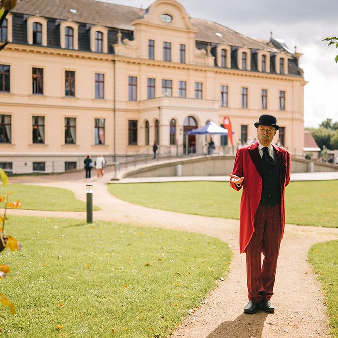Fontane 2.0 im Schlossgarten Ribbeck