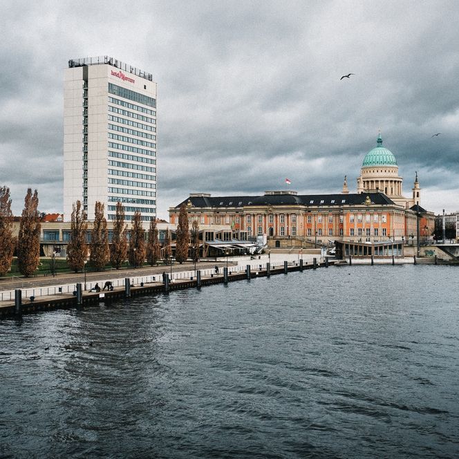 Blick aus der Havelbucht auf den Brandenburger Landtag 