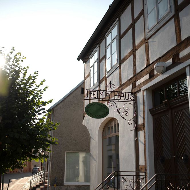 Bibliothek im denkmalgeschützten Fachwerkhaus in Friesack