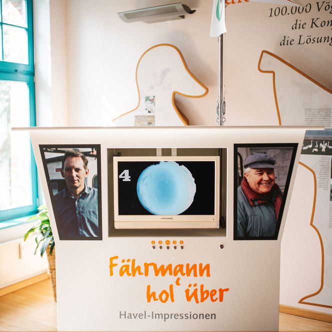 Ausstellungsbereich "Fährmann hol über" im Naturparkzentrum Westhavelland in Milow