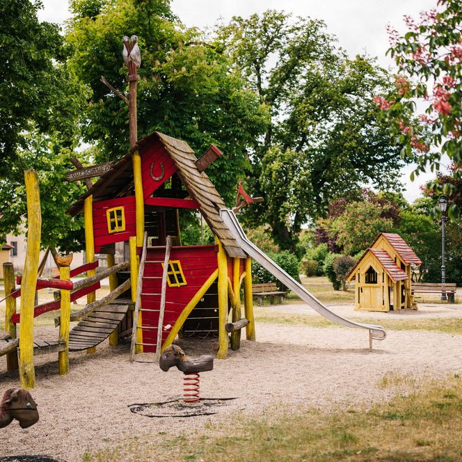 Spielplatz auf dem Dorfanger in Pausin